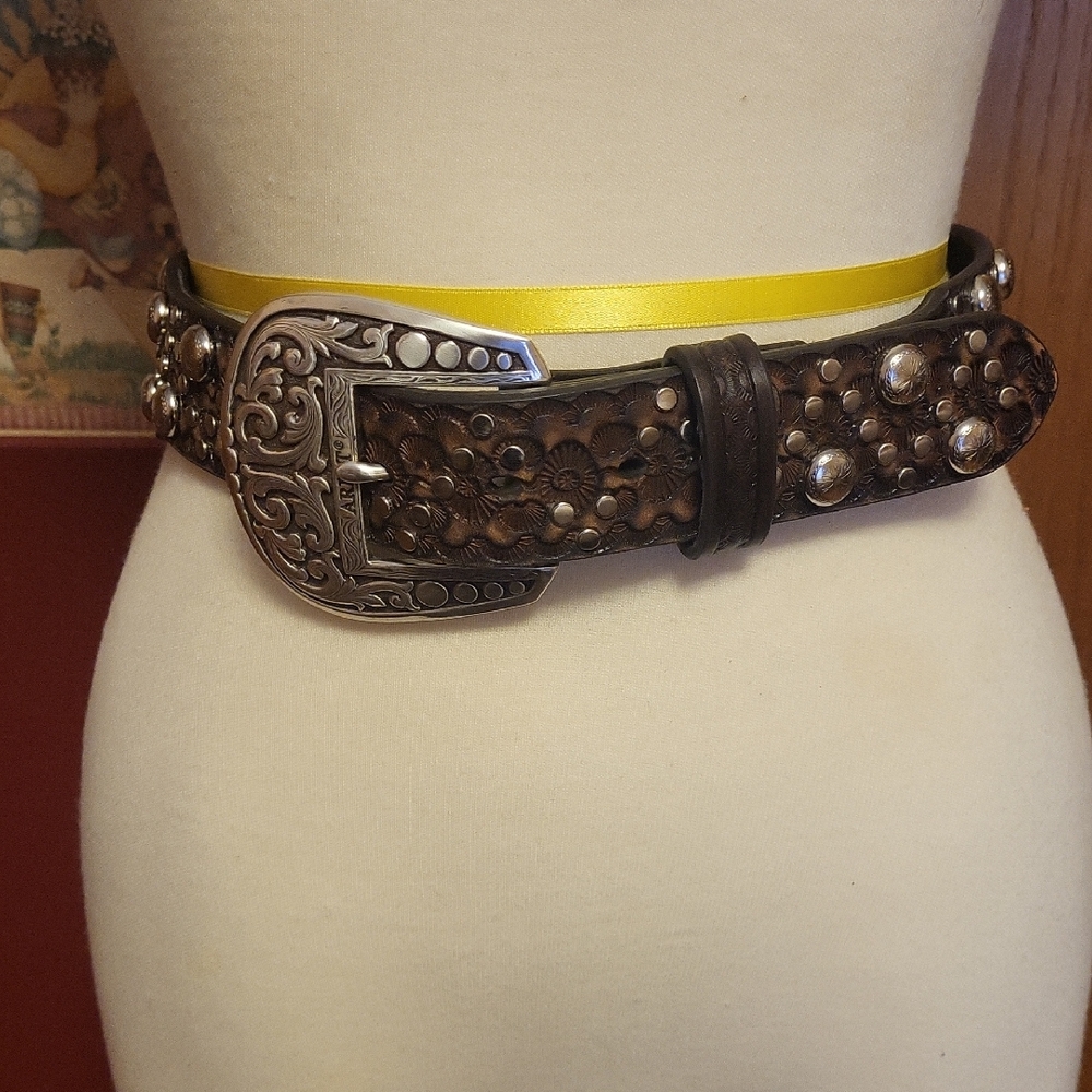 Ariat Brown Leather Belt with Silver Details